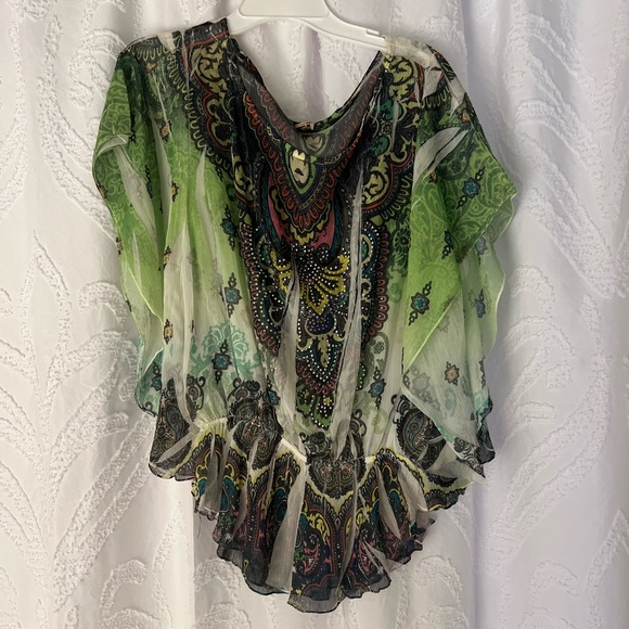 Flowy Vibrant Top - Picture 1 of 2